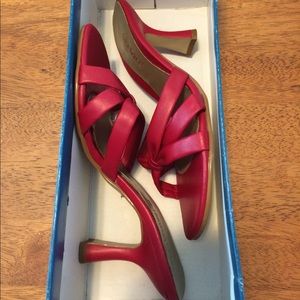 Fabulaire Sandals size 6.5